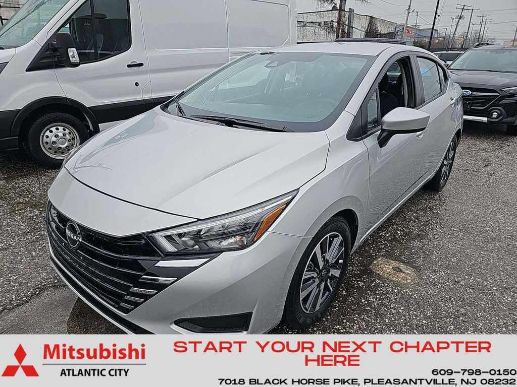 2025 Nissan Versa Sedan SV