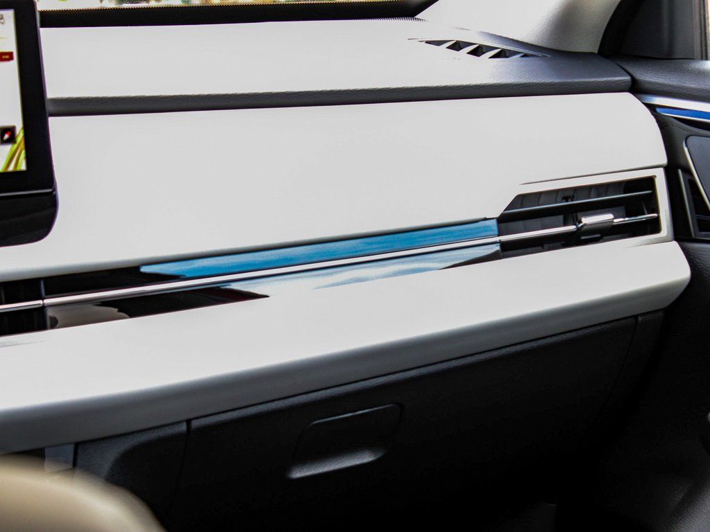2025 Mitsubishi Outlander SE - Photo 17