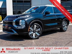 2025 Mitsubishi Outlander Platinum Edition SUV