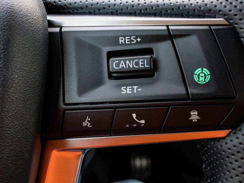 2025 Mitsubishi Outlander SEL Platinum Edition - Photo 30