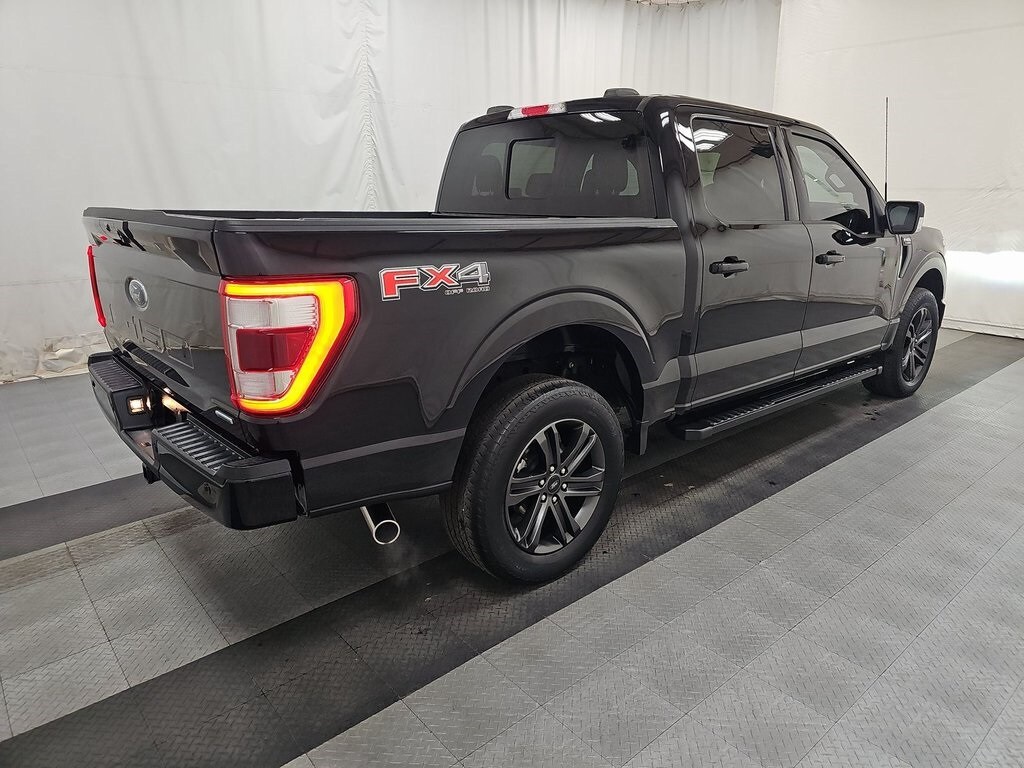 2022 Ford F-150 Lariat photo 2