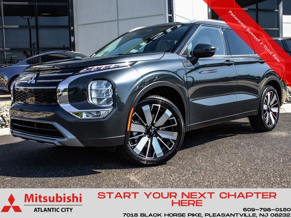2025 Mitsubishi Outlander SEL S-AWC's photo