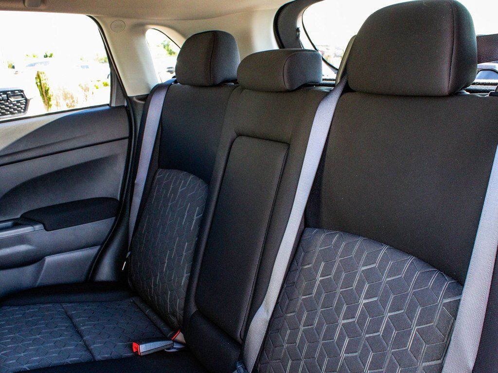 2025 Mitsubishi Outlander Sport ES - Photo 31