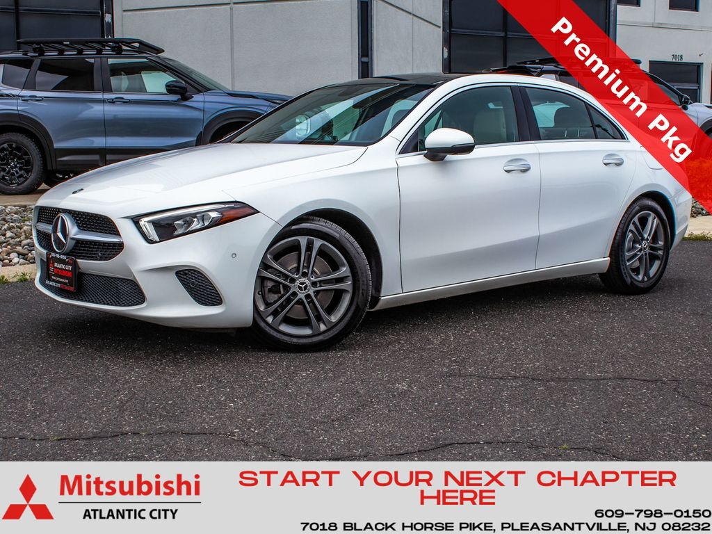 2020 Mercedes-Benz A-Class A220 4MATIC's photo