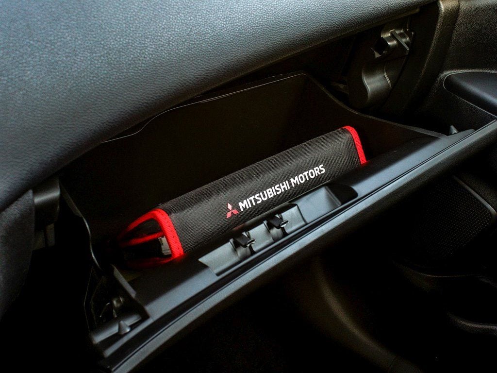 2025 Mitsubishi Outlander Sport ES - Photo 18