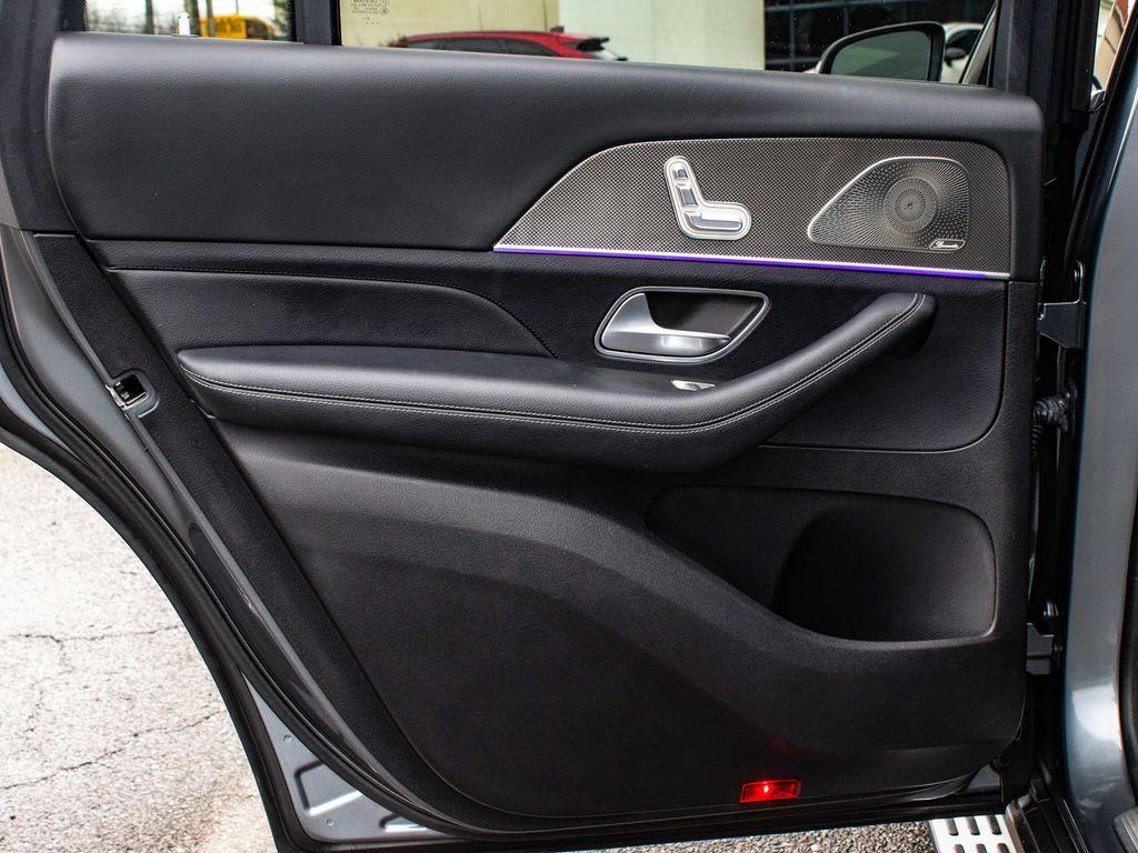 2022 Mercedes-Benz GLS GLS450 - Photo 12