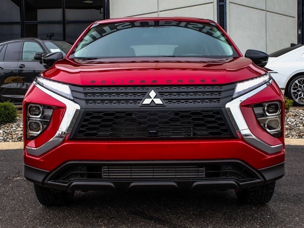 2026 Mitsubishi Eclipse Cross LE Ralliart photo 2