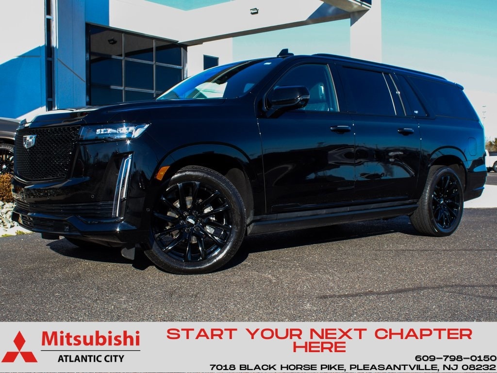 2022 Cadillac Escalade ESV Sport Platinum's photo