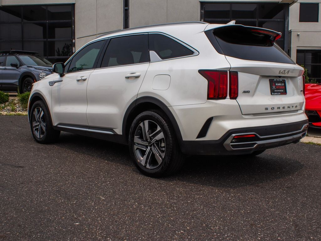 Used 2022 Kia Sorento Plug-In Hybrid SX SUV