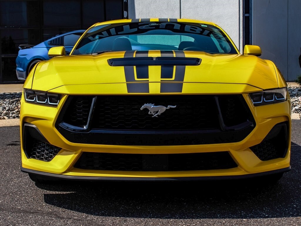 2024 Ford Mustang GT Premium photo 2