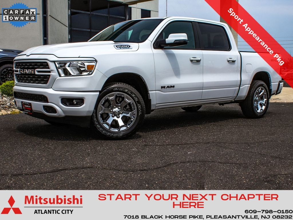 2023 RAM 1500 Big Horn/Lone Star 4x4 Crew Cab 5'7's photo