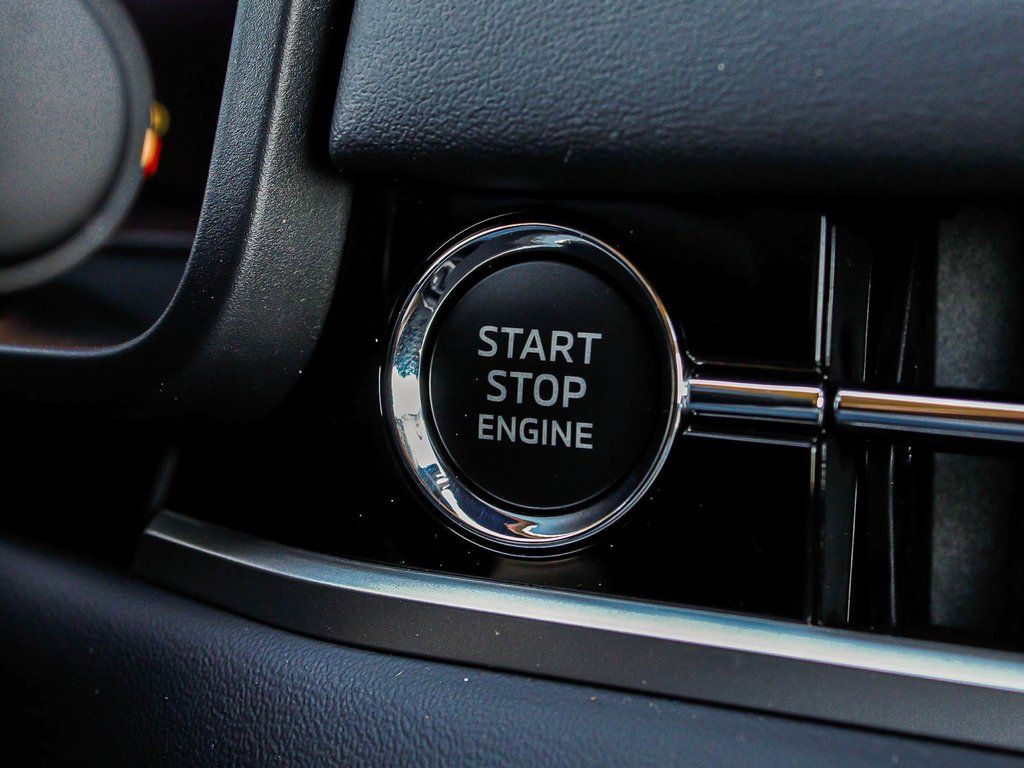 2025 Mitsubishi Outlander SE - Photo 23