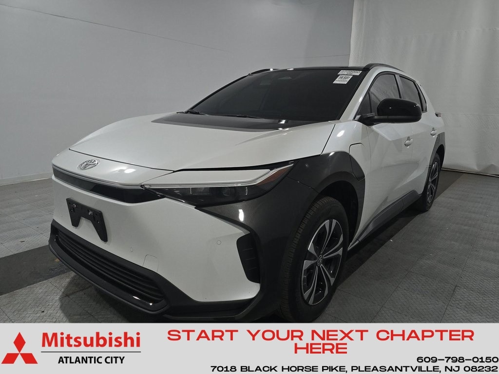 2024 Toyota bZ4X XLE's photo