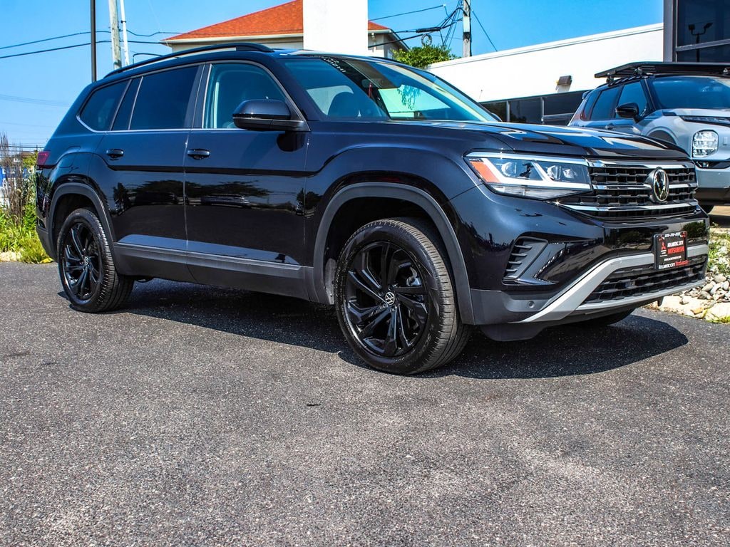 Used 2023 Volkswagen Atlas 2.0T SE w/Technology SUV
