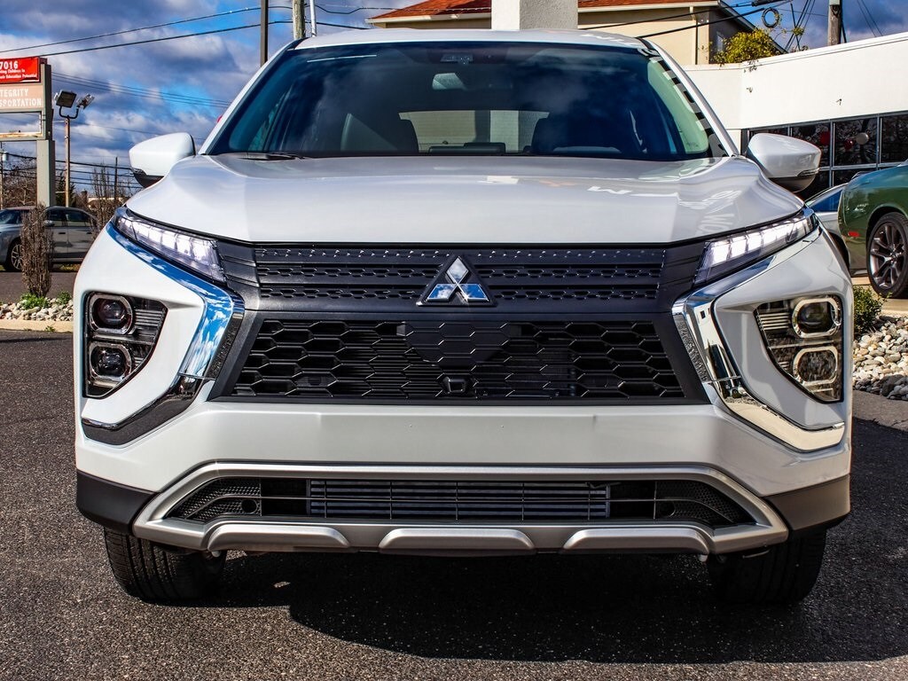 2026 Mitsubishi Eclipse Cross SEL photo 2