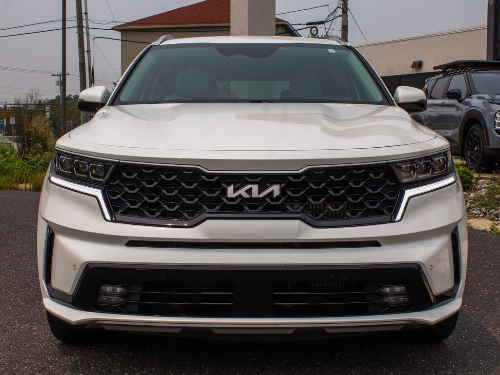 Used 2022 Kia Sorento Plug-In Hybrid SX SUV