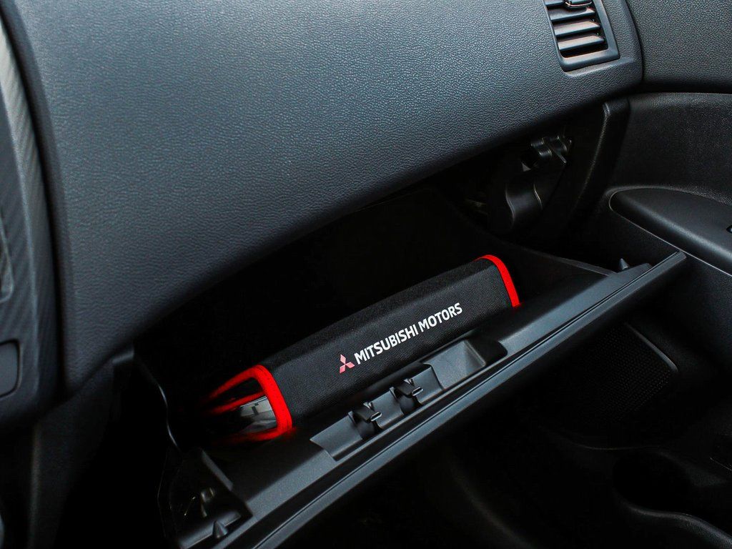 2025 Mitsubishi Outlander Sport ES - Photo 16