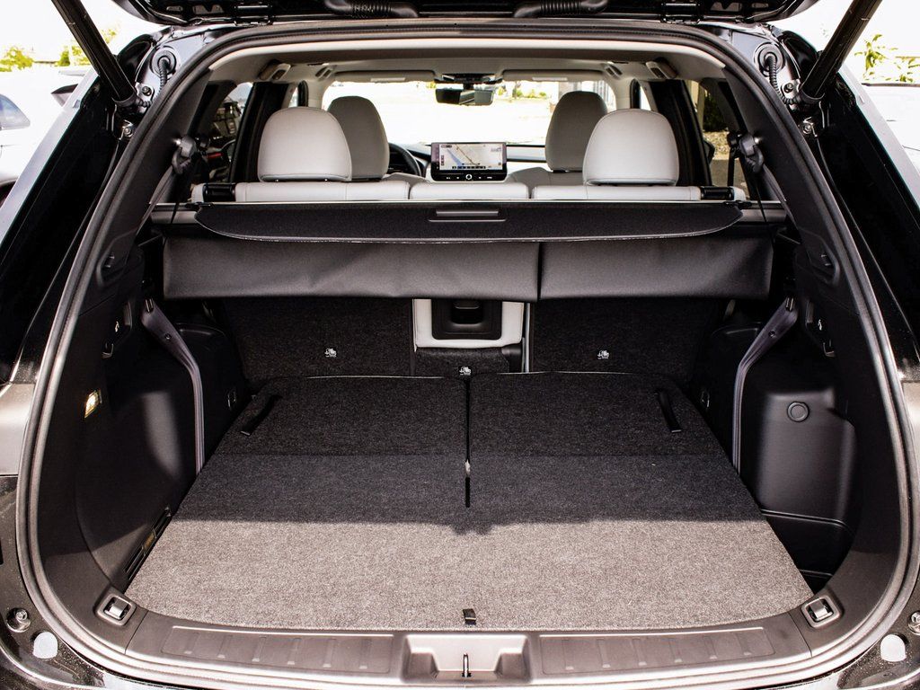 2025 Mitsubishi Outlander SEL Platinum Edition - Photo 48