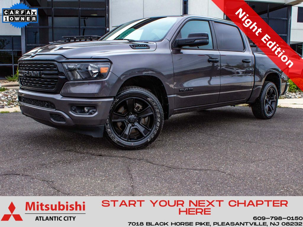 2023 RAM 1500 Big Horn/Lone Star 4x4 Crew Cab 5'7's photo