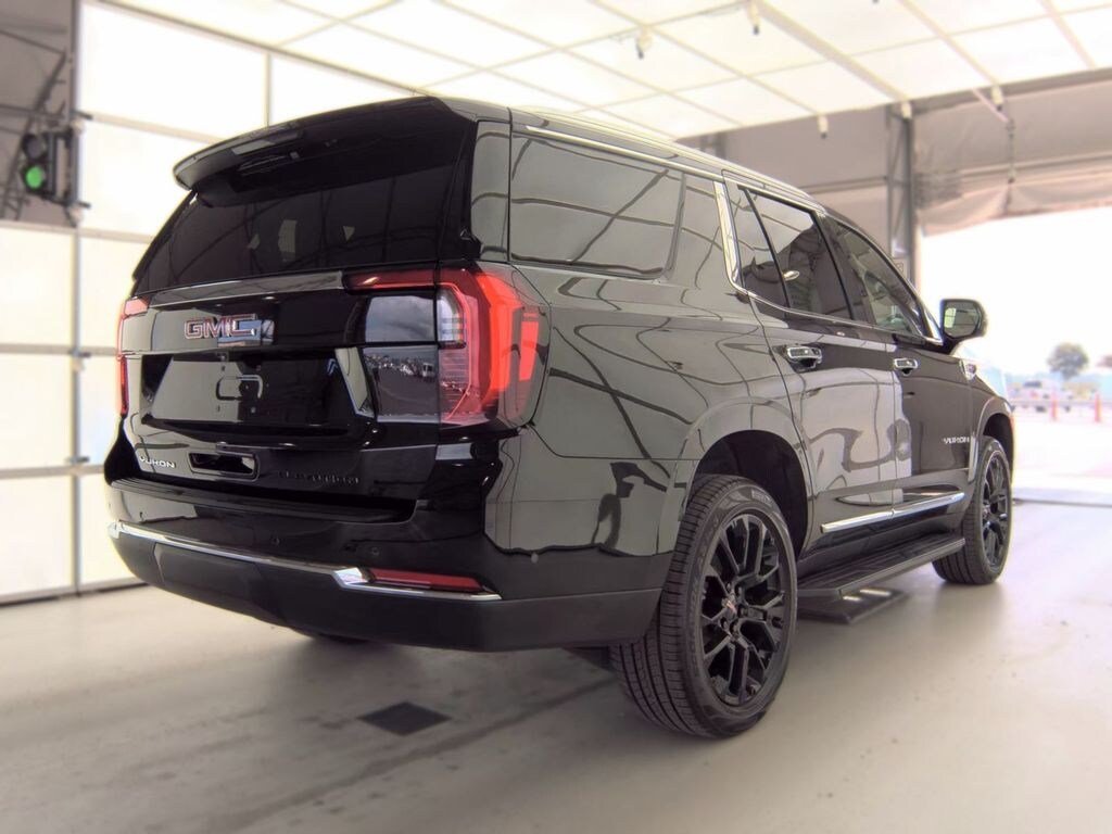 Used 2025 GMC Yukon Elevation SUV