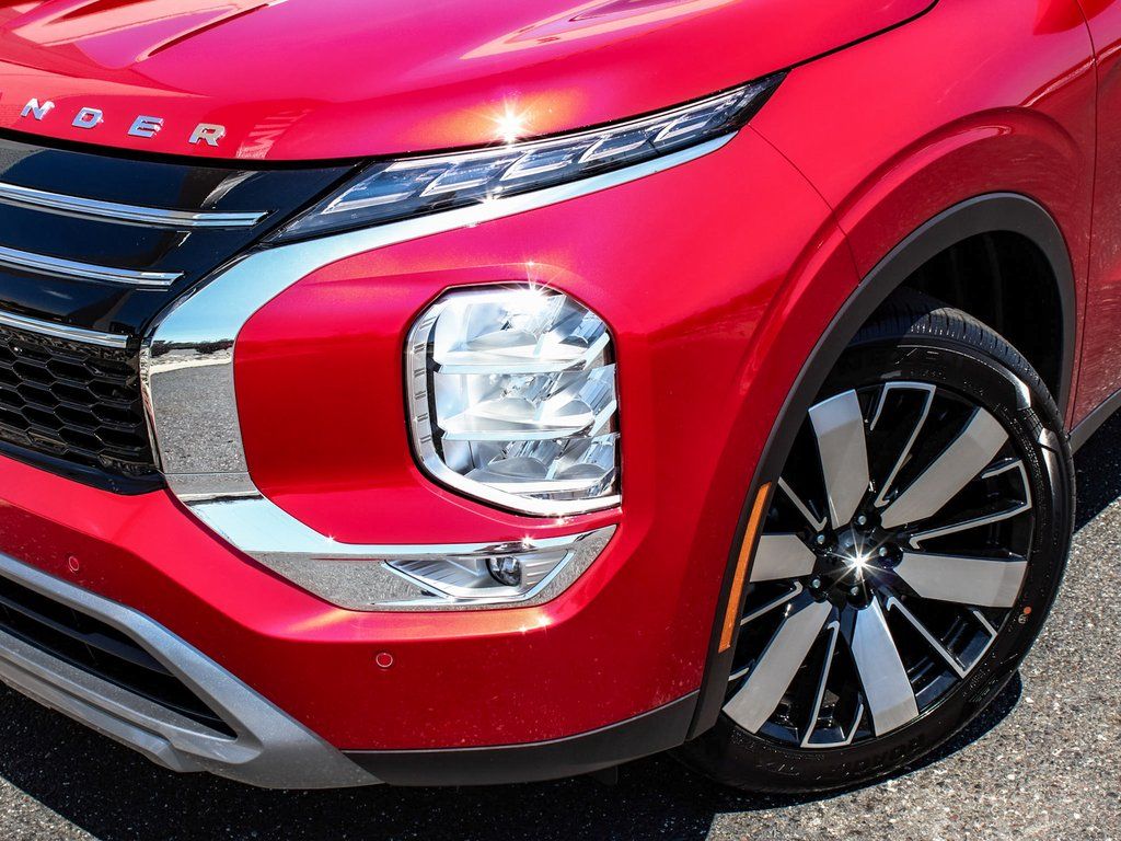2025 Mitsubishi Outlander SE - Photo 49