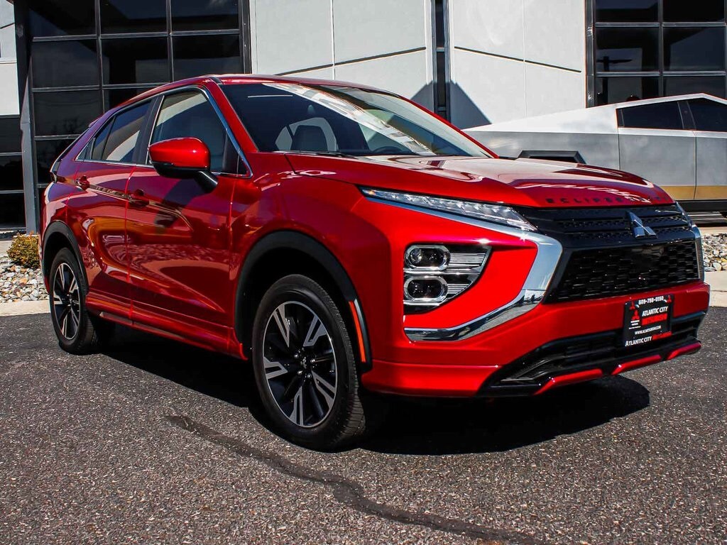 2025 Mitsubishi Eclipse Cross SEL photo 3