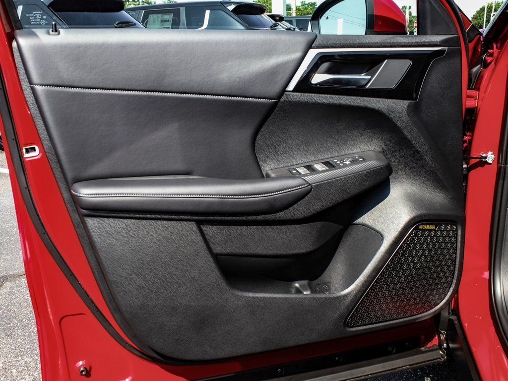 2025 Mitsubishi Outlander SE - Photo 8