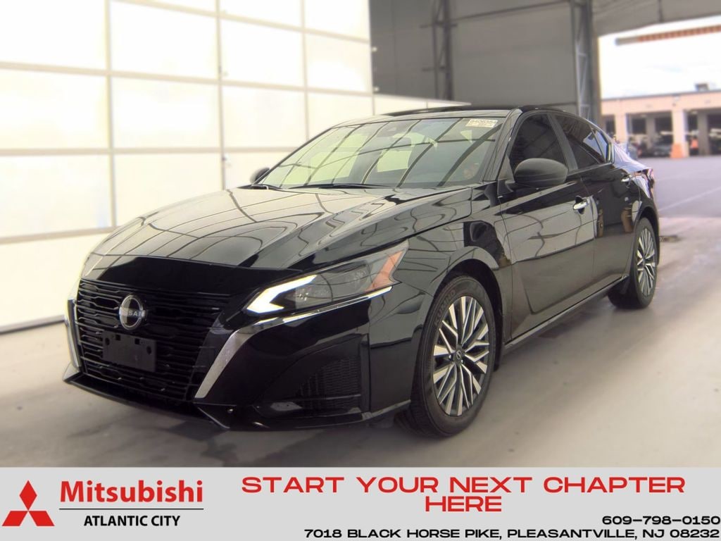 Used 2024 Nissan Altima 2.5 SV Sedan