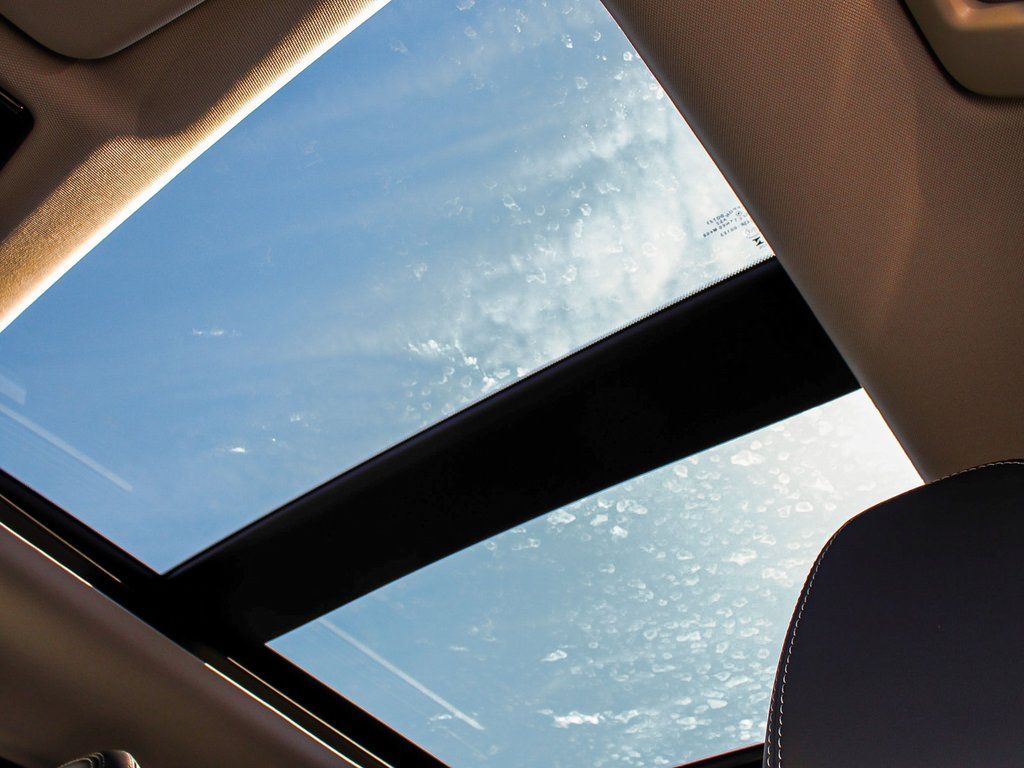 2025 Mitsubishi Outlander SE - Photo 44