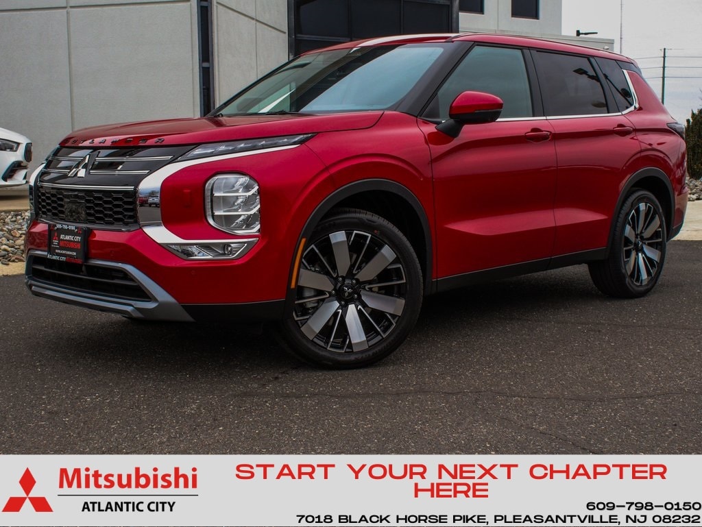 2026 Mitsubishi Outlander SE's photo