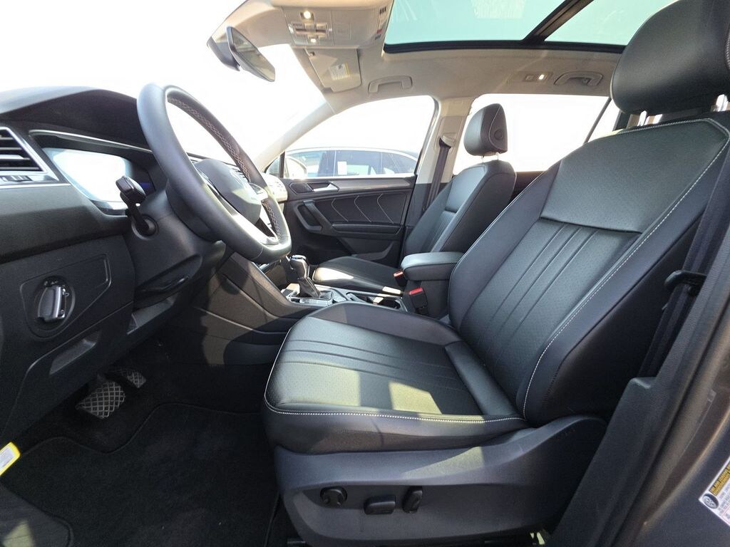 Used 2024 Volkswagen Tiguan 2.0T SE SUV