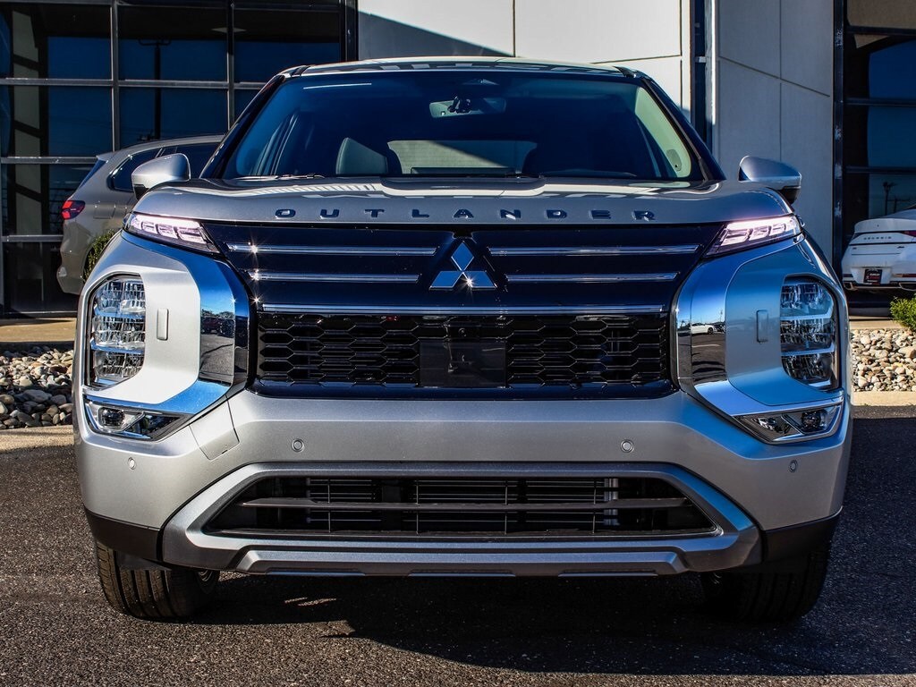 2025 Mitsubishi Outlander SE Ralliart photo 2