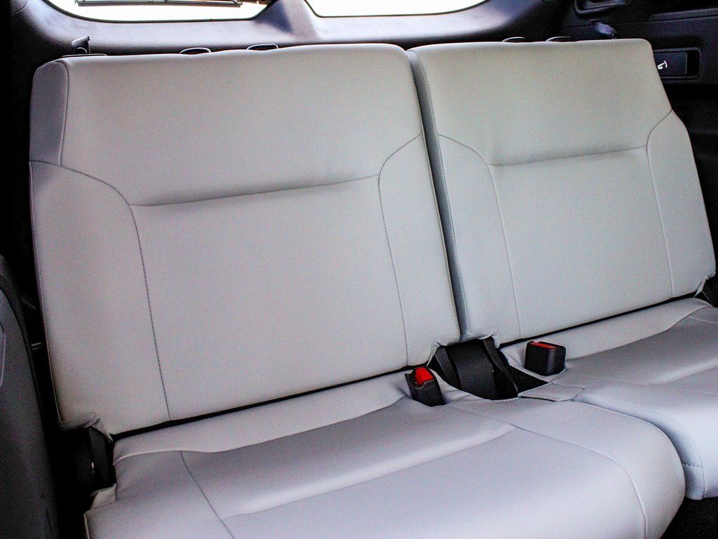 2025 Mitsubishi Outlander SE - Photo 37