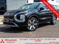 2025 Mitsubishi Outlander Platinum Edition SUV