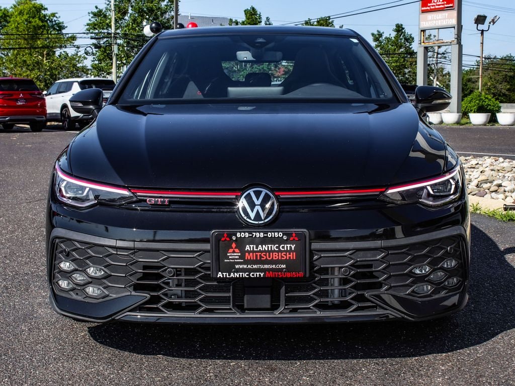 Used 2025 Volkswagen Golf GTI 2.0T SE Hatchback