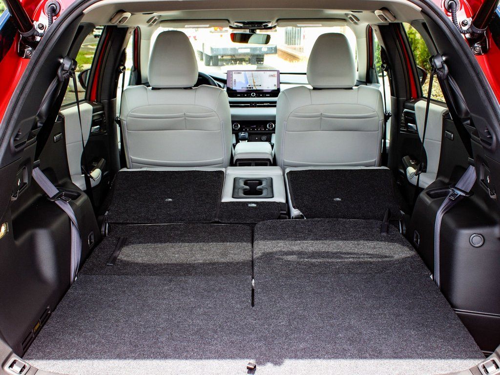 2025 Mitsubishi Outlander SE - Photo 47