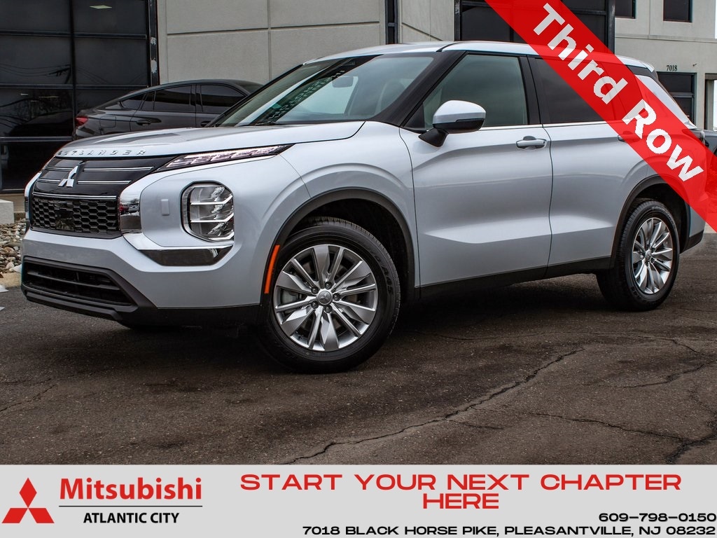 New 2026 Mitsubishi Outlander ES SUV