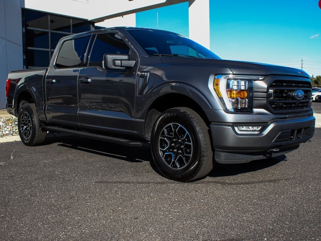 Used 2023 Ford F-150 XLT Truck SuperCrew Cab
