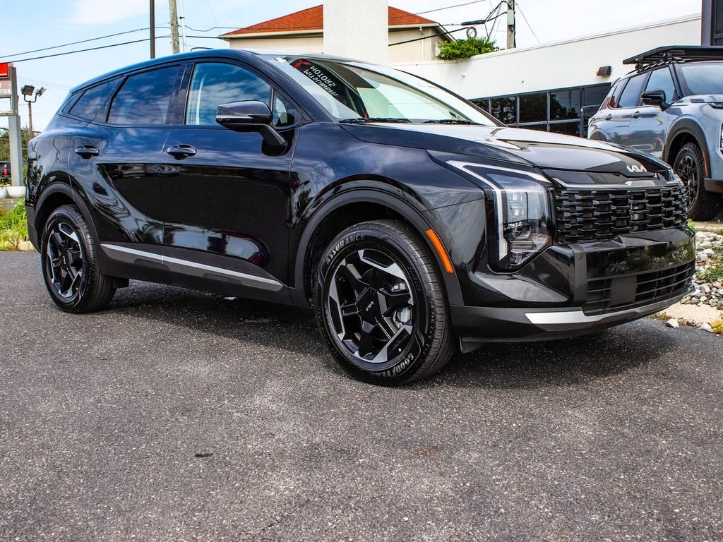Used 2026 Kia Sportage Hybrid S SUV