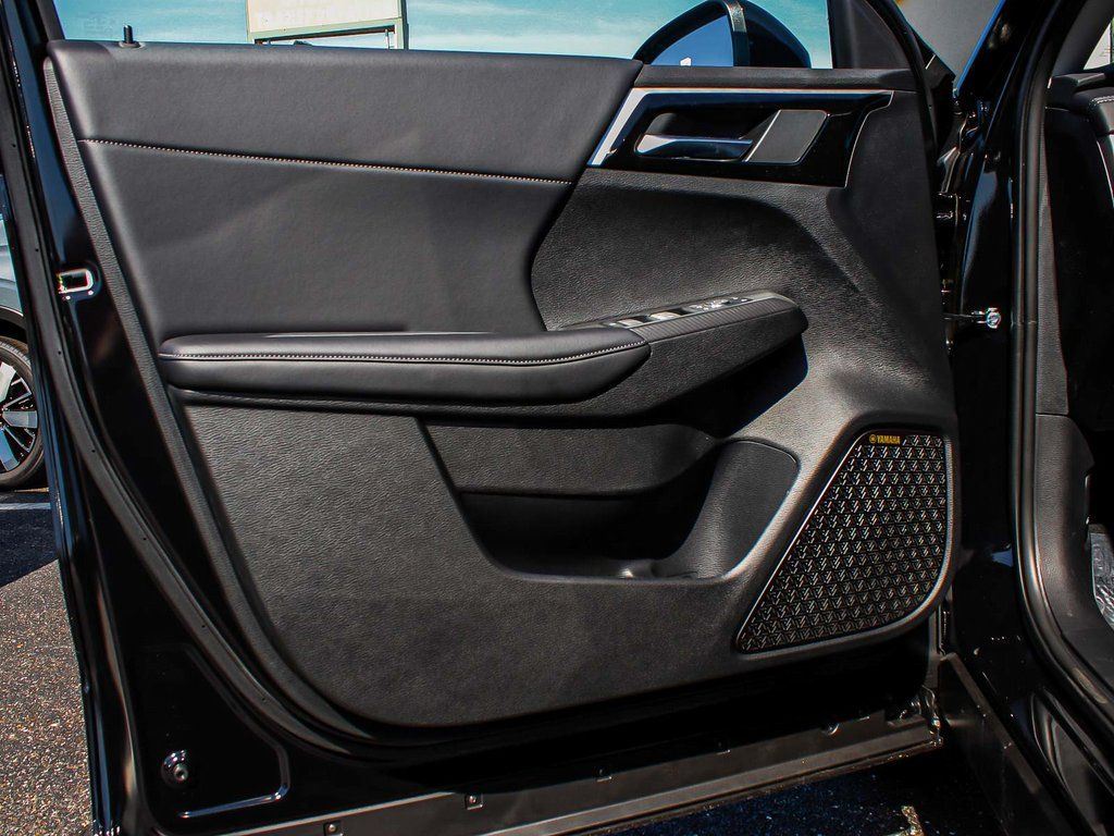 2025 Mitsubishi Outlander SE - Photo 8