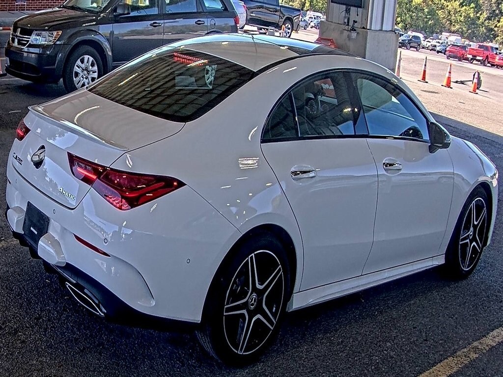 2025 Mercedes Benz CLA 250 4MATIC photo 2