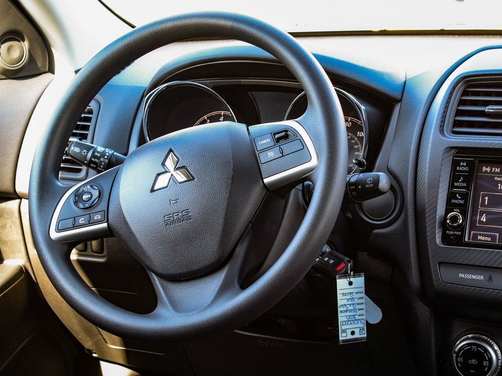 2025 Mitsubishi Outlander Sport ES - Photo 24