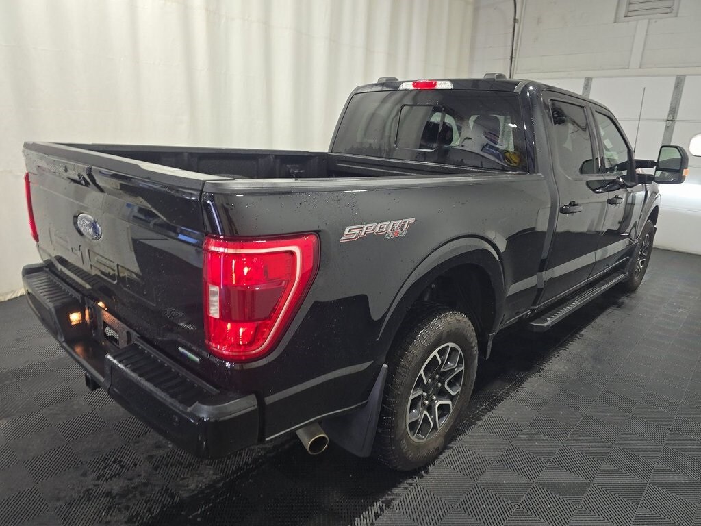 2022 Ford F-150 XLT photo 2