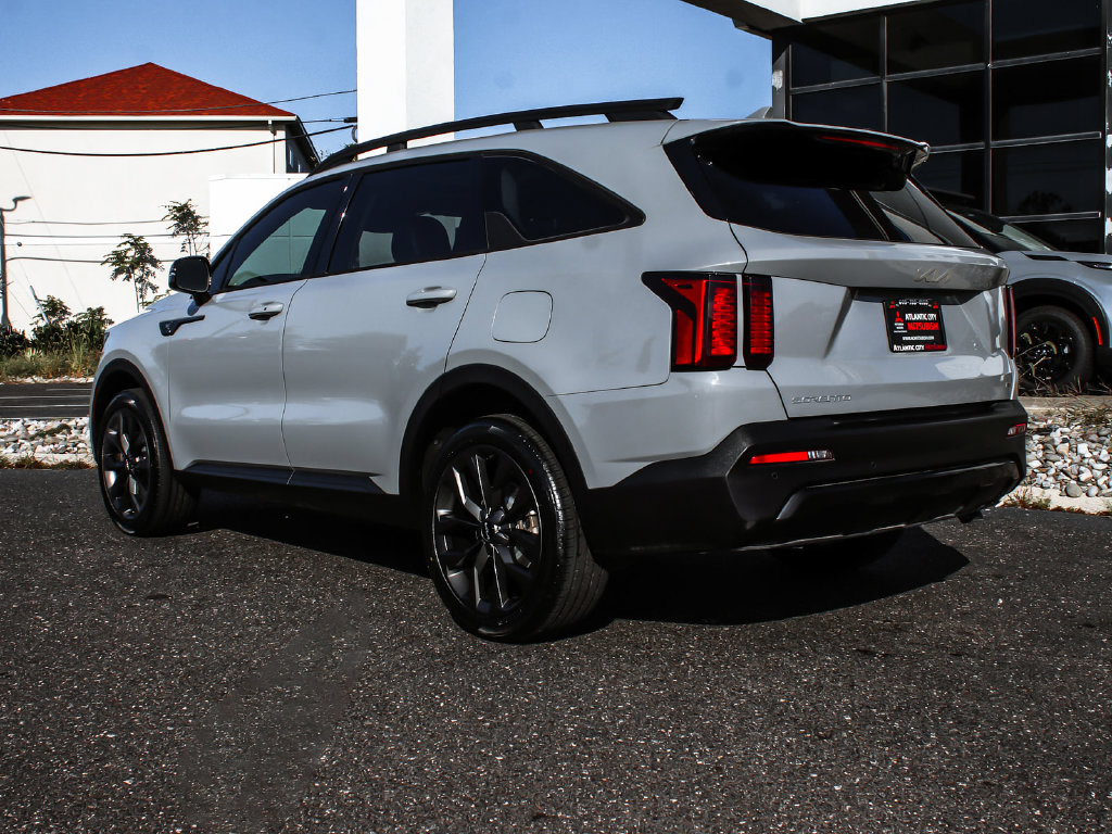 Used 2023 Kia