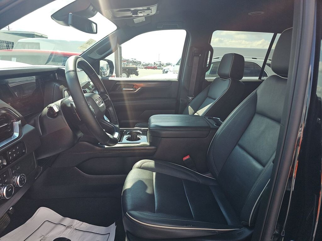Used 2025 GMC Yukon Elevation SUV