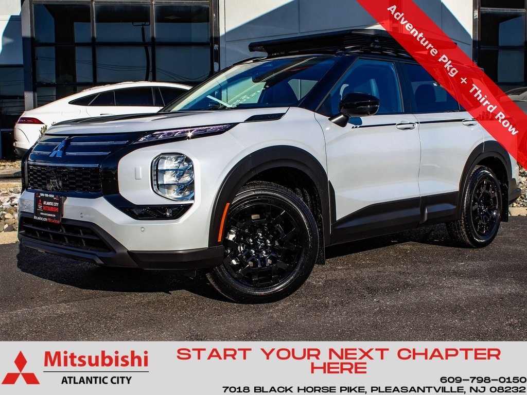 2026 Mitsubishi Outlander Trail Edition's photo