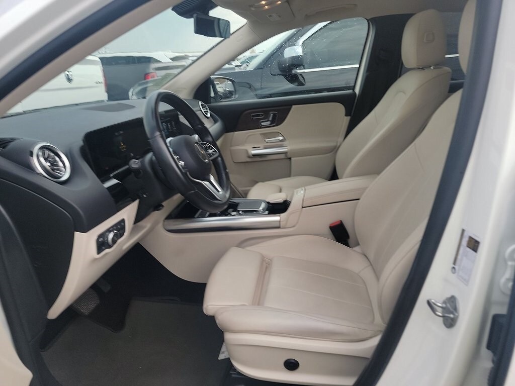 2023 Mercedes Benz GLA 250 4MATIC photo 3
