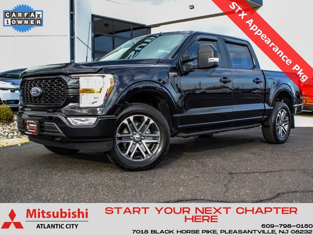 2022 Ford F-150 XL's photo
