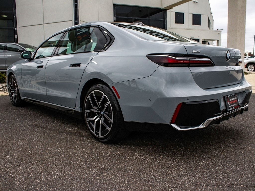 Used 2025 BMW 740i xDrive Sedan