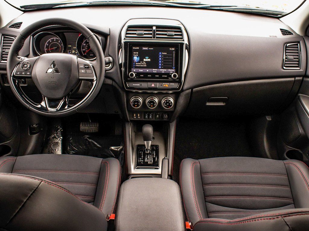 2024 Mitsubishi Outlander Sport SE - Photo 35